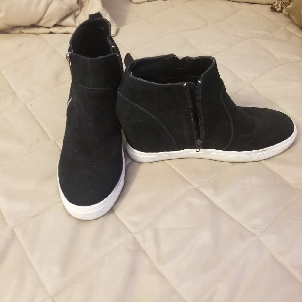 Steve Madden Wedge Tennis She